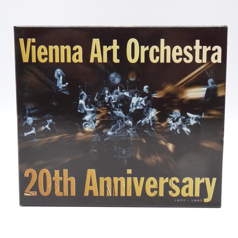 Vienna Art Orchestra 20th Anniversary (1977-1997)  / Autori Vari   --  Box con 3 CD - Made in  EUROPE 1997 - VERVE  - 537 095-2 - BOX APERTO
