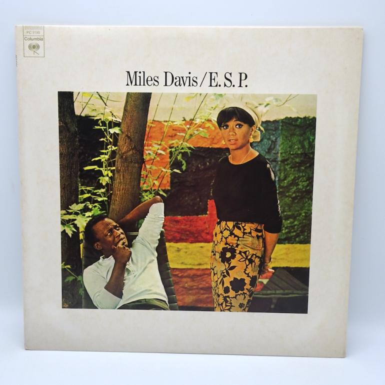 E.S.P. / Miles Davis  --  LP 33 rpm - Made in USA  - COLUMBIA  RECORDS - PC 9150 - OPEN LP